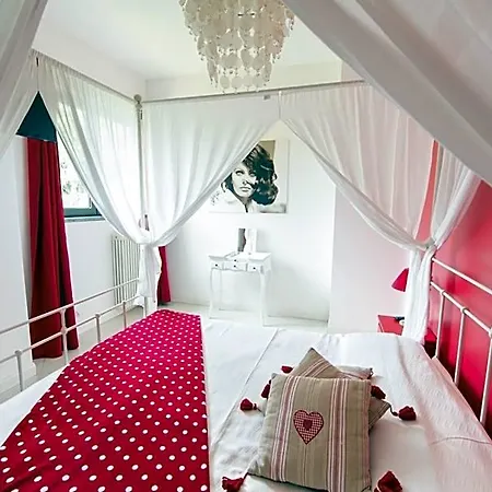 Bed and breakfast The Divine 4*