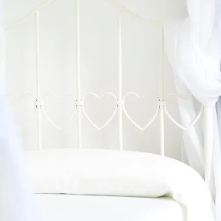 The Divine Βερμπάνια