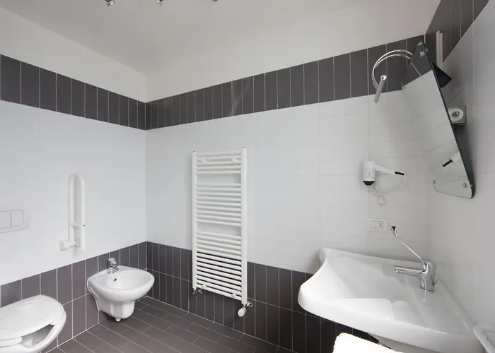 Oda ve Kahvaltı The Divine 4*