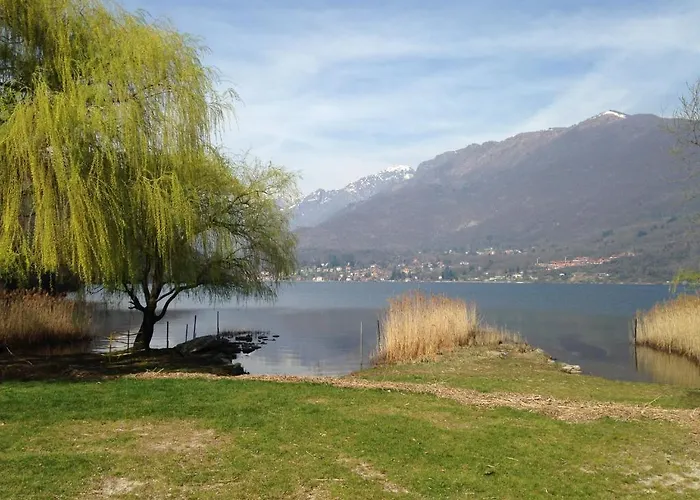 The Divine Oda ve Kahvaltı Verbania