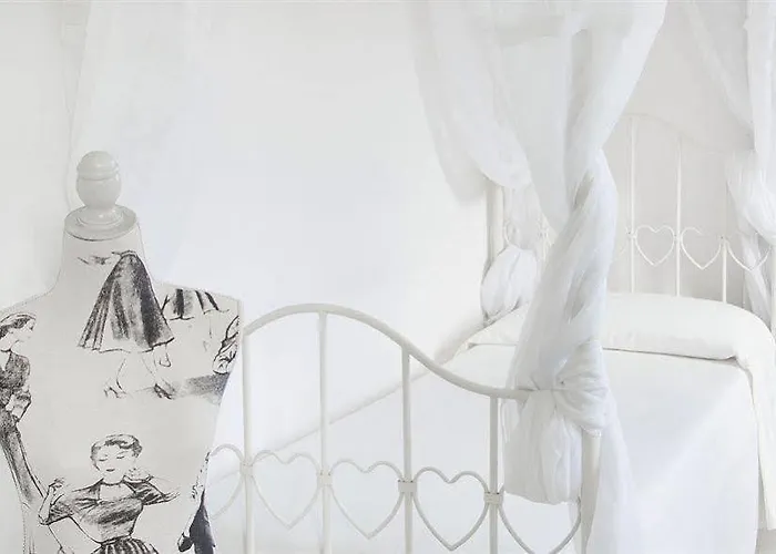 Oda ve Kahvaltı The Divine