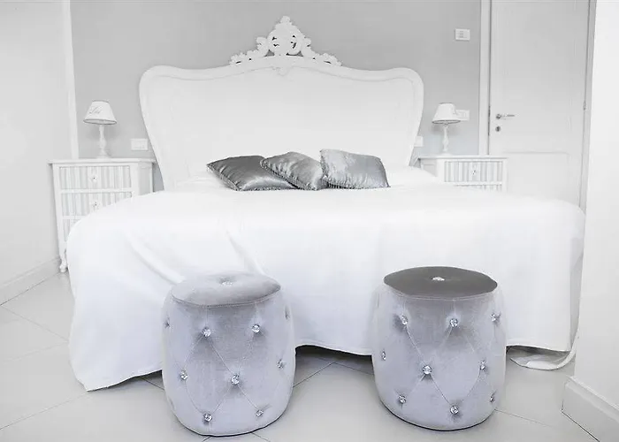 Oda ve Kahvaltı The Divine