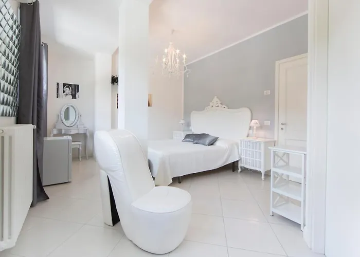 The Divine Oda ve Kahvaltı 4*